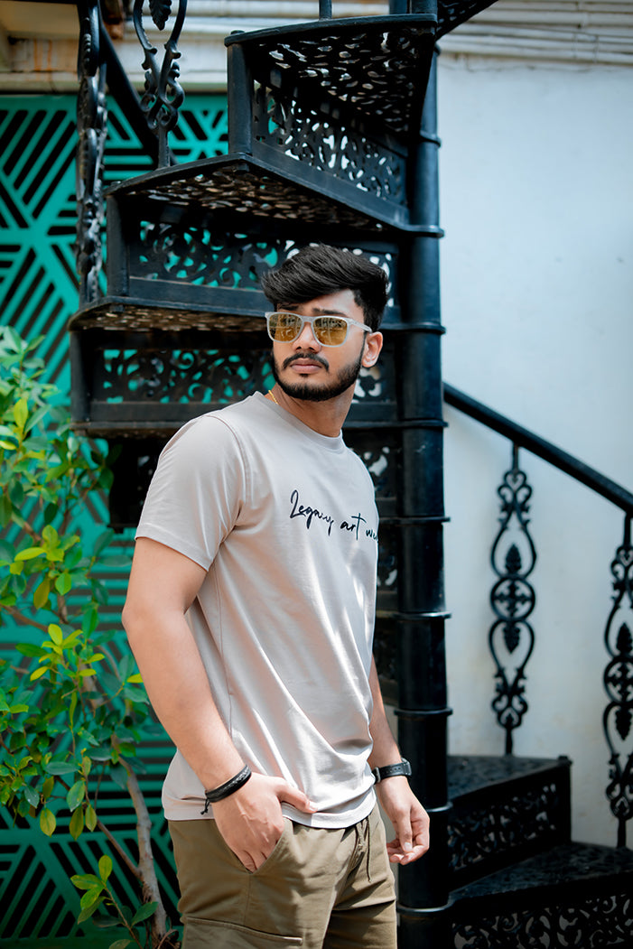 Uchiha Legacy – Sharingan Clan Graphic Tee